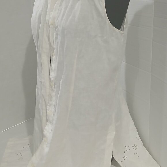 Herman Geist women's cream blouse. sleeveless button front top shirt size L. - Picture 13 of 13